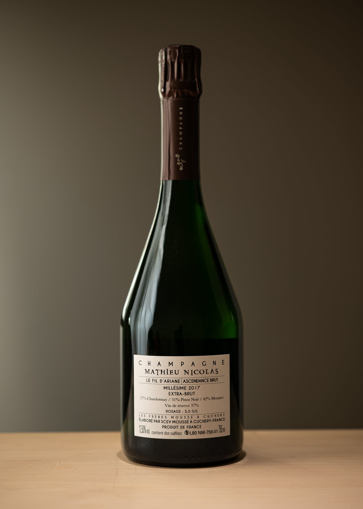 マチュ・ニコラ ル・フィル・ダリアンヌ Mathieu-Nicolas Le Fil d’Ariane 2017